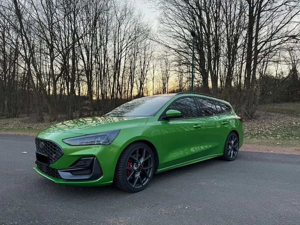 Gebraucht Ford Focus ST 280 PS (205 kW) 2024 Grün Limousine