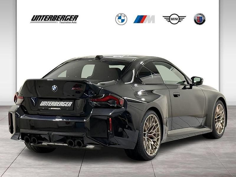Neu BMW M2 Performance 530 PS (389 kW) 2026 Black sapphire Coupé