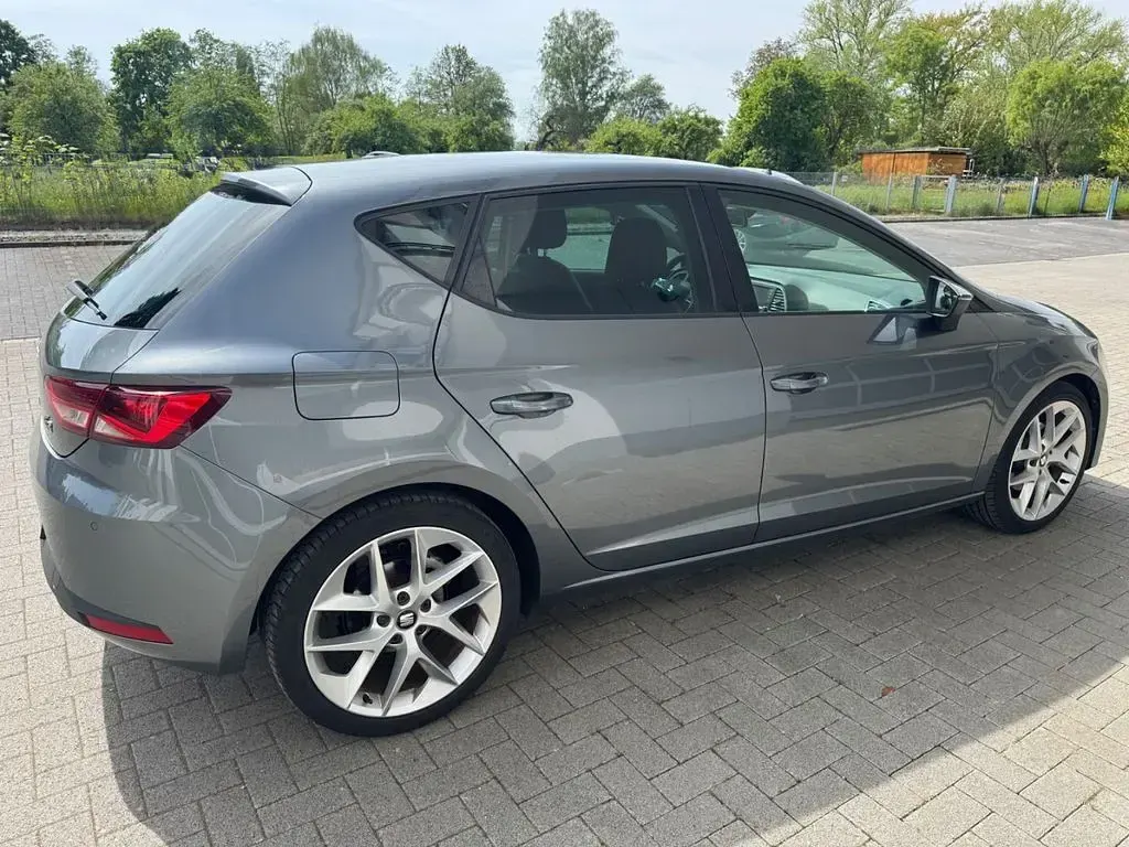 Gebraucht Seat Leon FR 150 PS (110 kW) 2014 Grau Limousine