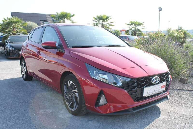 Rot Gebraucht 2022 Hyundai i20 Kleinwagen | 14.590 € (Guter Preis) - Bild 1/4