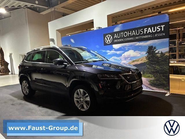 Schwarz perleffekt Gebraucht 2021 Skoda Karoq Clever SUV | 22.350 € (Fairer Preis) - Bild 1/4