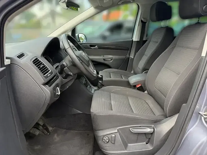 Gebraucht Seat Alhambra XCELLENCE 150 PS (110 kW) 2020 Moonstone silver Van / Kleinbus