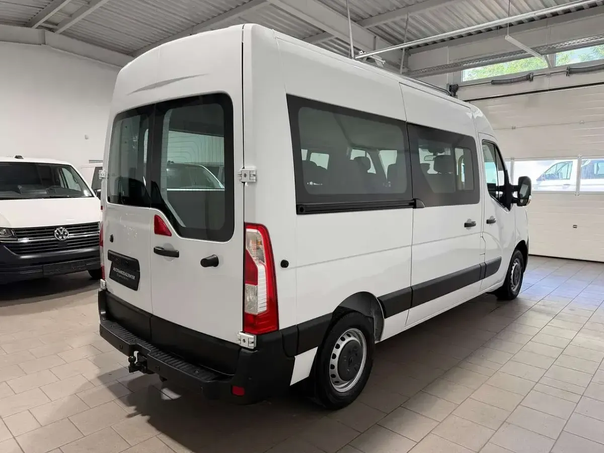 Gebraucht Renault Master 145 PS (106 kW) 2021 Weiß Van / Kleinbus