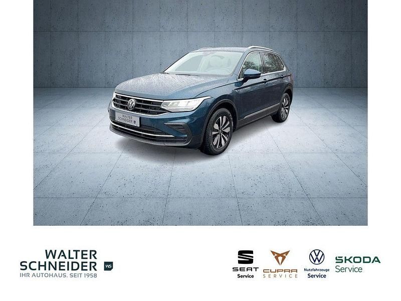 Nightshade blue metallic Gebraucht 2024 VW Tiguan Move SUV | 32.450 € (Fairer Preis) - Bild 1/4