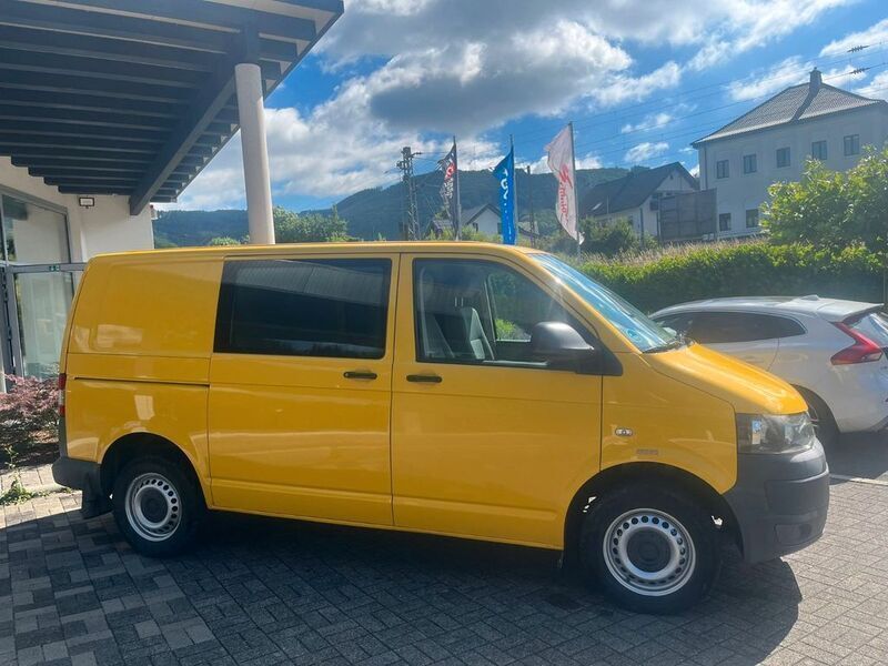 Gebraucht VW T5 84 PS (61 kW) 2012 Gelb Van