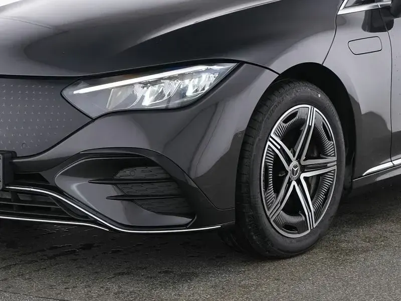 Gebraucht Mercedes EQE500 AMG 300 kW (408 PS) 2025 Lack graphitgrau Limousine