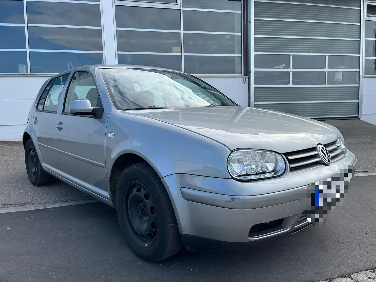 Gebraucht VW Golf IV 75 PS (55 kW) 2003 Grau Limousine