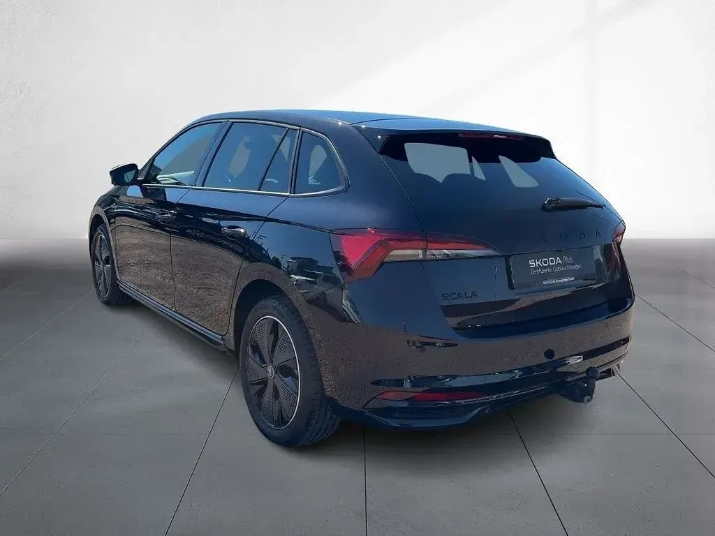 Gebraucht Skoda Scala Monte Carlo 150 PS (110 kW) 2025 Schwarz Kleinwagen