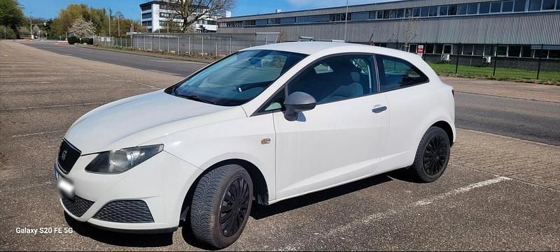 Gebraucht Seat Ibiza 60 PS (44 kW) 2011 Weiß Kleinwagen