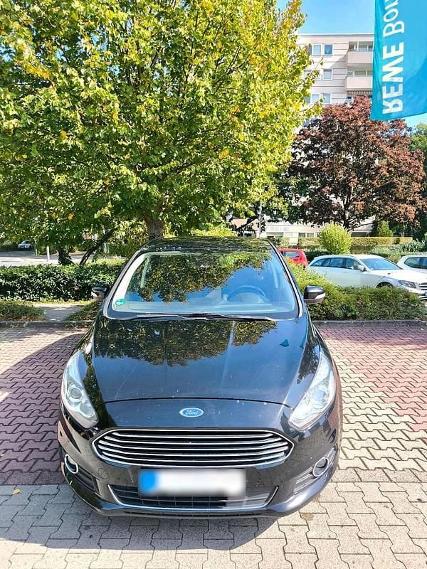 Gebraucht Ford S-MAX Titanium 150 PS (110 kW) 2016 Schwarz Van / Kleinbus