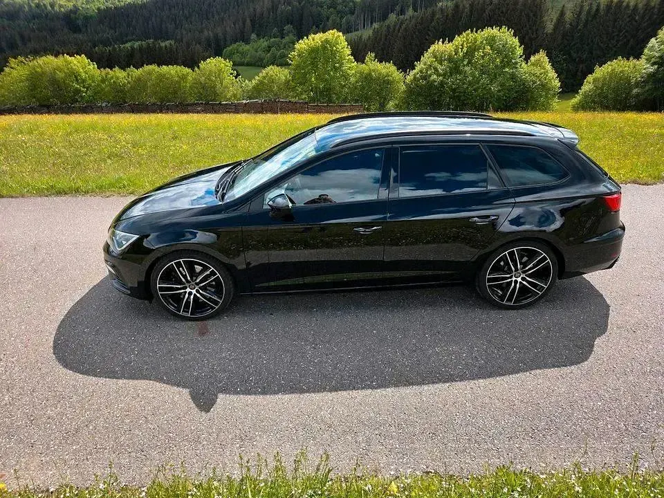 Gebraucht Seat Leon 4Drive 300 PS (220 kW) 2020 Schwarz Kombi