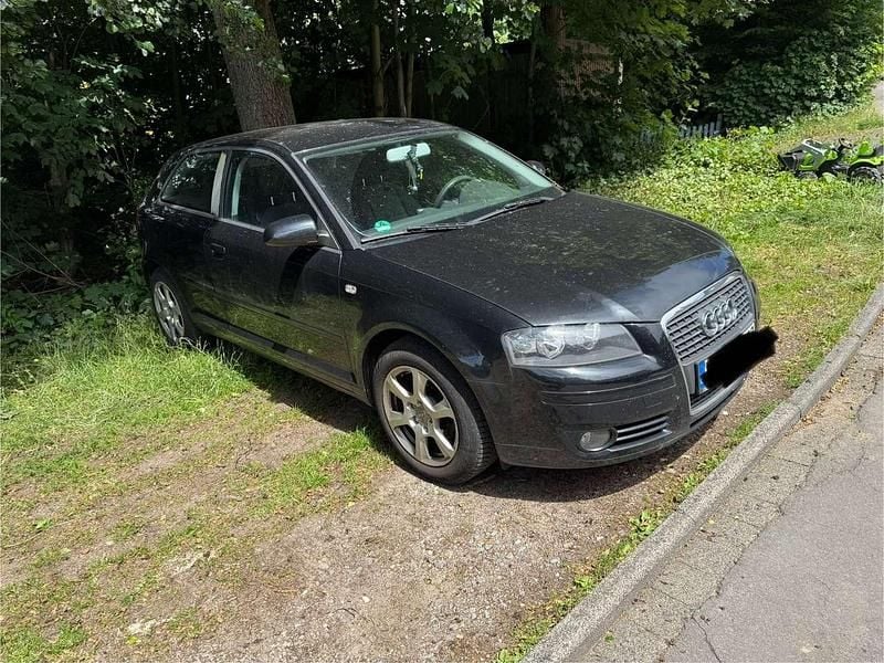 Schwarz Gebraucht 2008 Audi A3 Ambiente Limousine | 1.250 € (Superpreis) - Bild 1/4