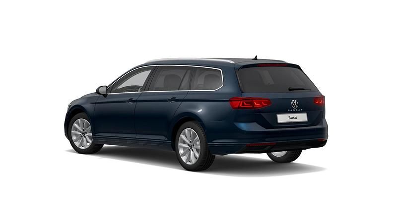 Gebraucht VW Passat Business 150 PS (110 kW) 2022 Blau Kombi