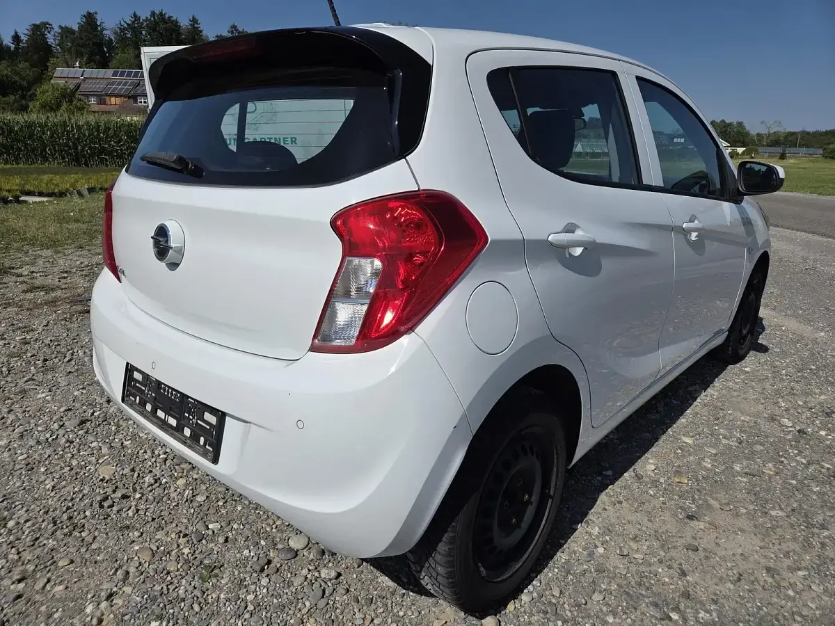 Gebraucht Opel Karl 75 PS (55 kW) 2017 Weiß Kleinwagen