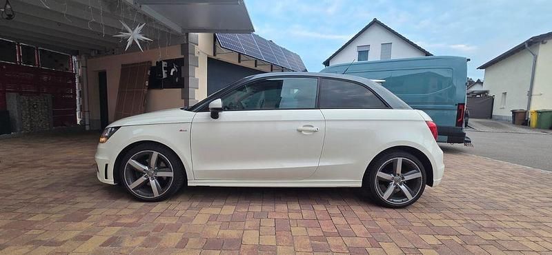 Gebraucht Audi A1 S-Line 122 PS (89 kW) 2011 Weiß Kleinwagen