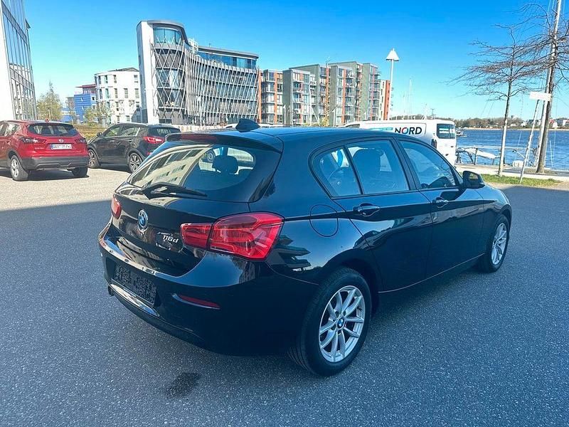 Gebraucht BMW 116 Advantage 116 PS (85 kW) 2016 Schwarz Kleinwagen