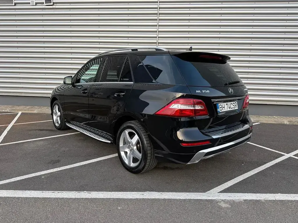 Gebraucht Mercedes ML350 258 PS (189 kW) 2015 Schwarz SUV