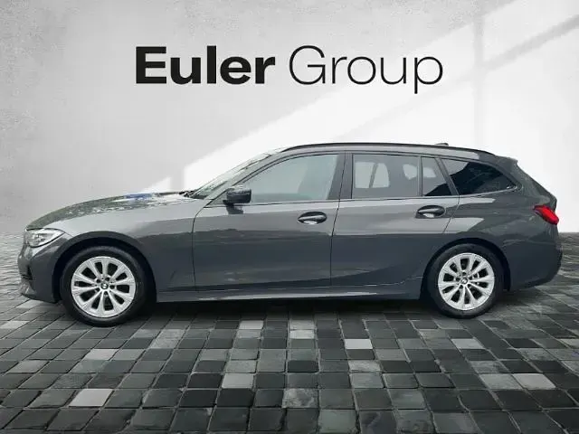 Gebraucht BMW 320 Sport Line 190 PS (139 kW) 2021 Grau Kombi
