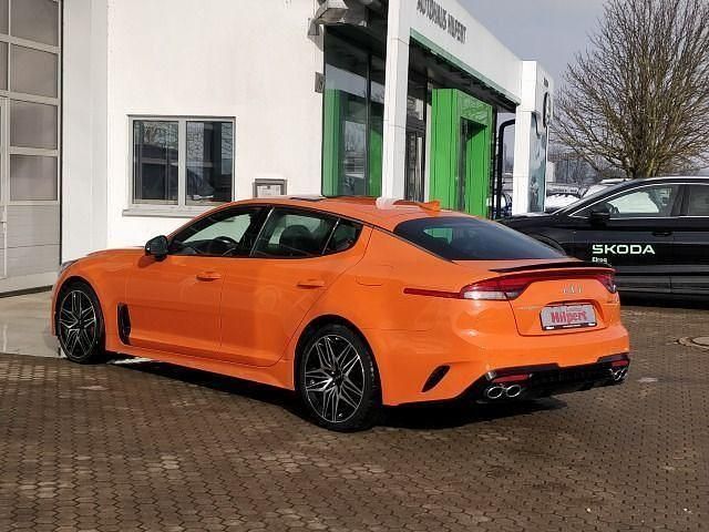 Gebraucht Kia Stinger GT 366 PS (269 kW) 2022 (n2o) neonorange Kleinwagen
