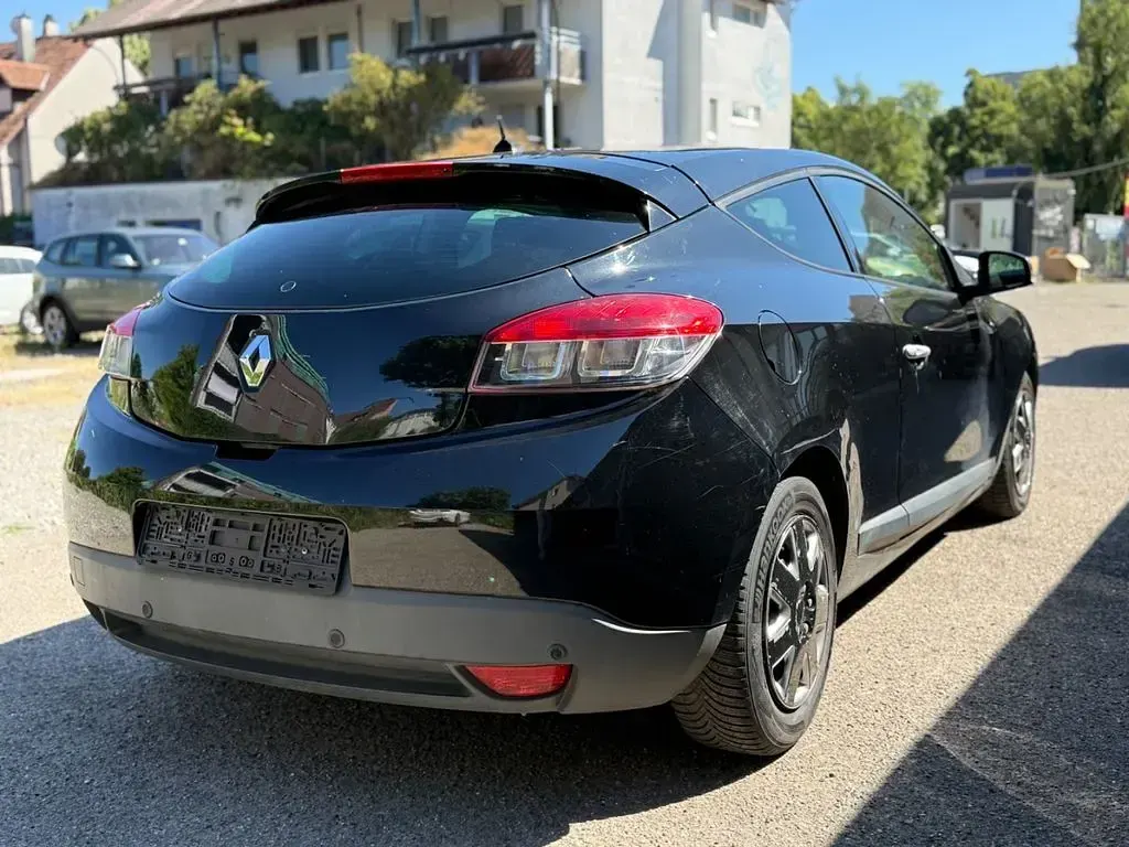 Gebraucht Renault Mégane Coupé 131 PS (96 kW) 2011 Schwarz Coupé
