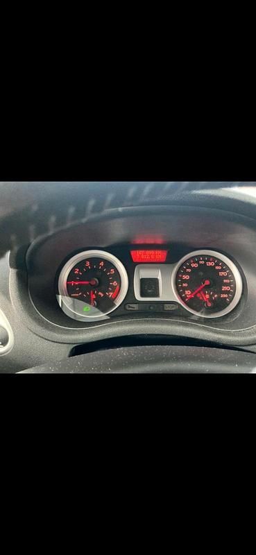 Gebraucht Renault Clio II Dynamique 100 PS (73 kW) 2008 Grau Limousine