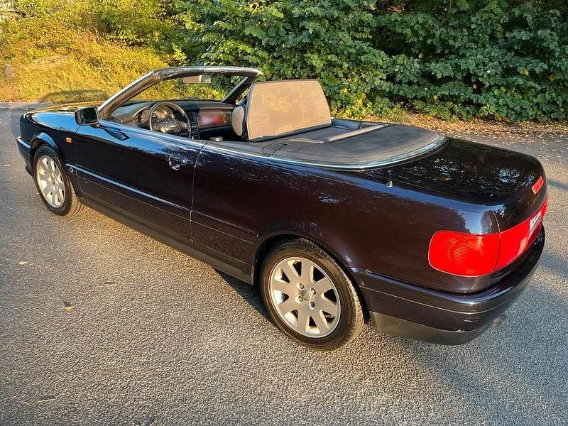 Gebraucht Audi Cabriolet 125 PS (91 kW) 1998 Blau Cabrio