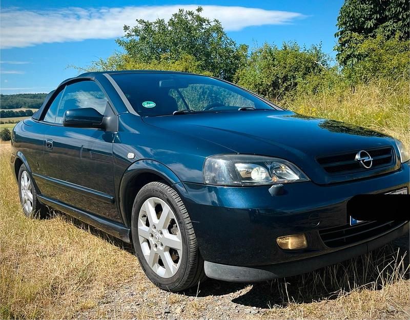 Gebraucht Opel Astra Cabriolet 147 PS (108 kW) 2002 Blau Cabrio
