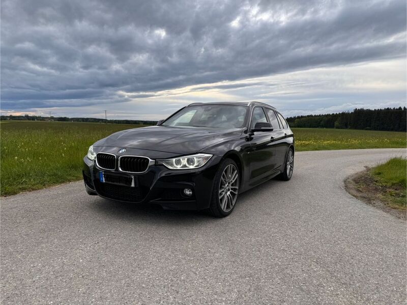 Schwarz Gebraucht 2013 BMW 330 M Sport Kombi | 19.990 € (Teuer) - Bild 1/4