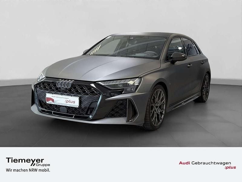 Grau Gebraucht 2024 Audi RS3 Sportback Sport Kleinwagen | 68.290 € (Teuer) - Bild 1/4