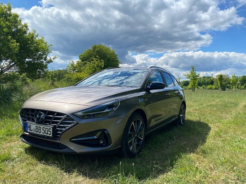 Gebraucht 2021 Hyundai i30 Prime Limousine | 15.499 € (Guter Preis) - Bild 1/4