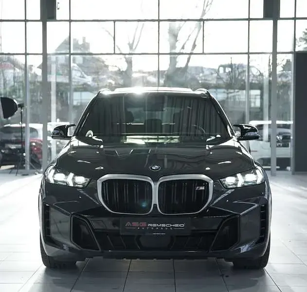 Gebraucht BMW X5 M 530 PS (389 kW) 2024 Grau SUV