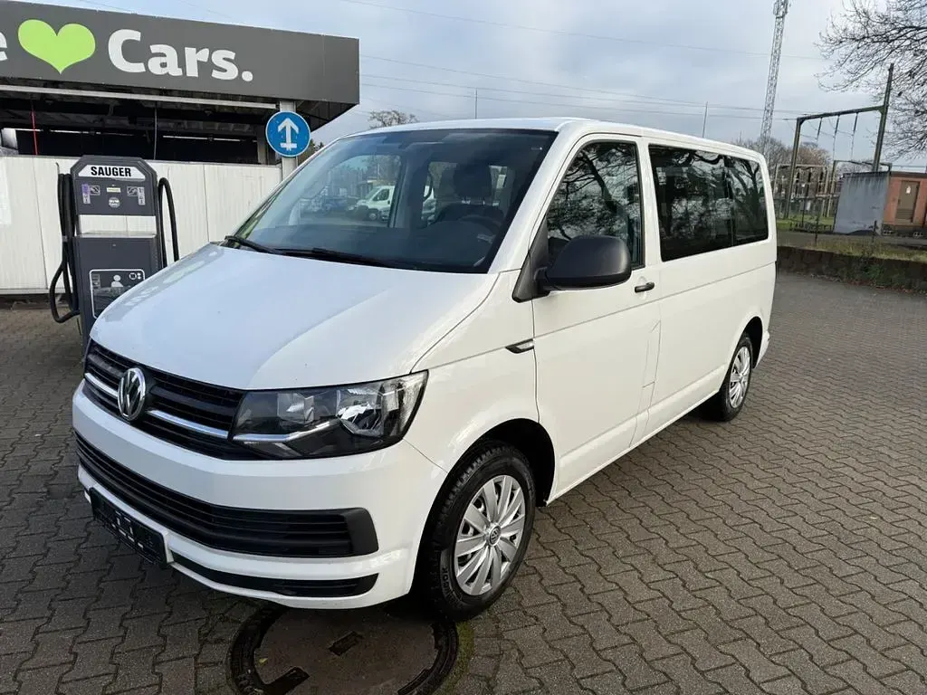 Usata VW Multivan Trendline 150 CV (110 kW) 2016 Bianco Monovolume