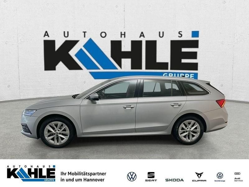Gebraucht Skoda Octavia Style 150 PS (110 kW) 2022 Brilliantsilber metallic Kombi