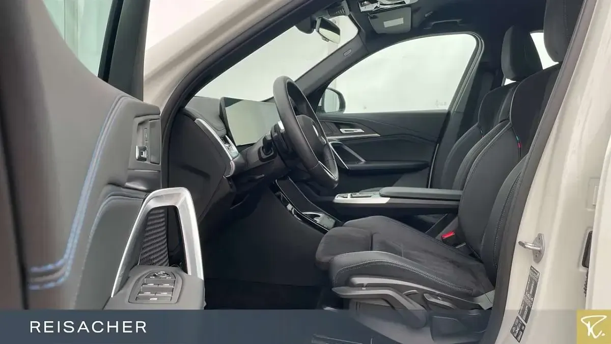 Gebraucht BMW X1 M Sport 163 PS (119 kW) 2025 Alpinweiß uni SUV