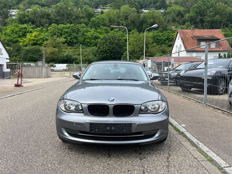 Gebraucht BMW 116 Advantage 122 PS (89 kW) 2011 Grau Kleinwagen