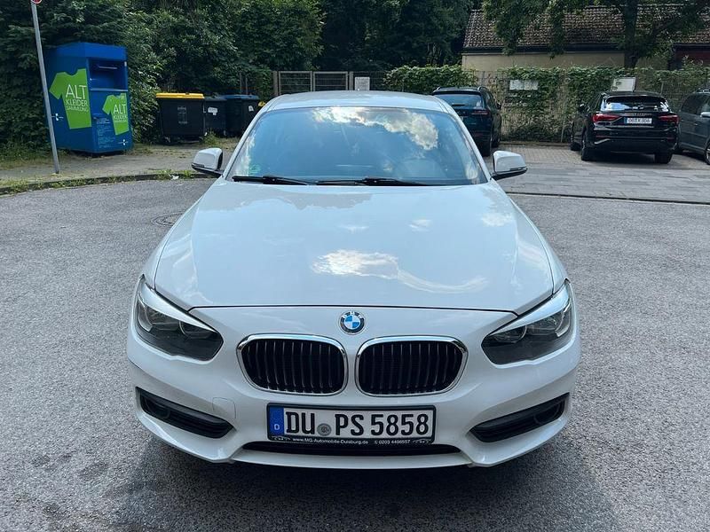 Weiß Gebraucht 2016 BMW 116 Advantage Kleinwagen | 8.190 € (Fairer Preis) - Bild 1/4