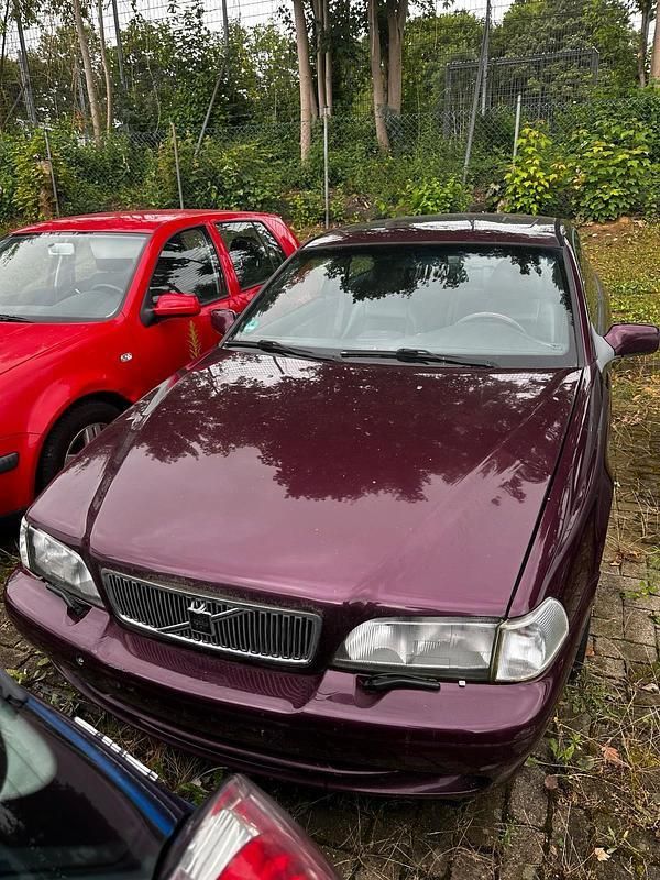 Violet Gebraucht 1998 Volvo C70 Coupé | 3.200 € (Superpreis) - Bild 1/4