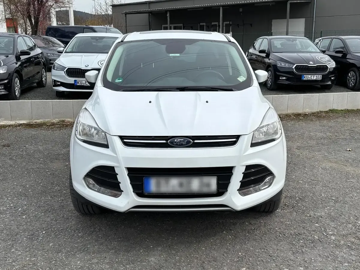 Usado Ford Kuga 179 HP (131 kW) 2016 Branco SUV