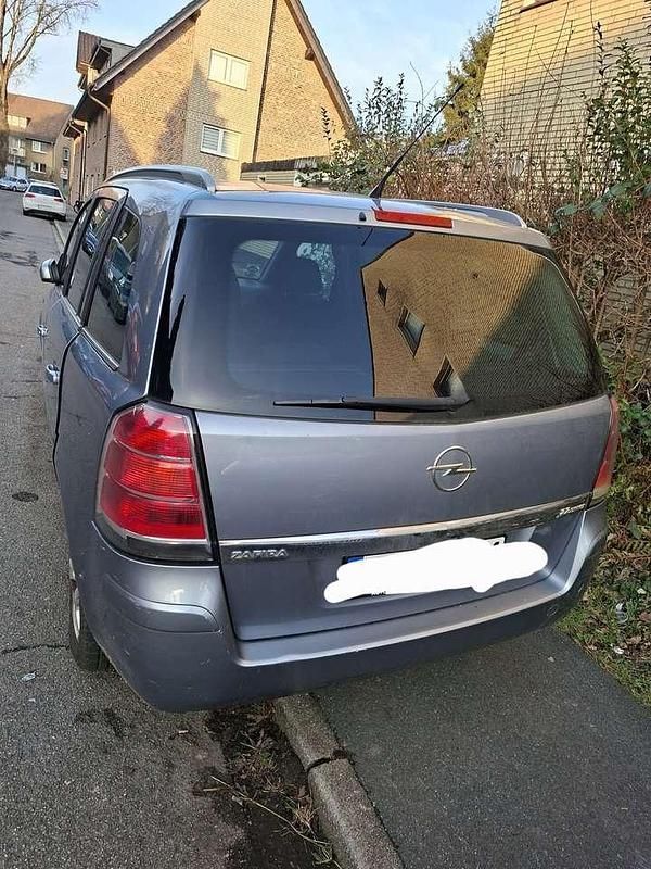 Gebraucht Opel Zafira Edition 150 PS (110 kW) 2006 Van / Kleinbus