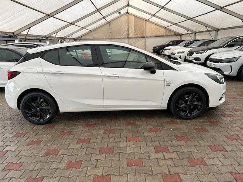 Gebraucht Opel Astra 145 PS (106 kW) 2020 Schneeweiss Limousine