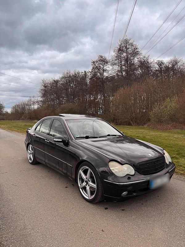 Gebraucht Mercedes C320 218 PS (160 kW) 2005 Schwarz Limousine