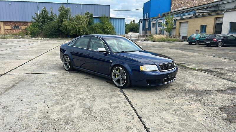 Blau Gebraucht 2003 Audi RS6 Limousine | 19.900 € - Bild 1/4