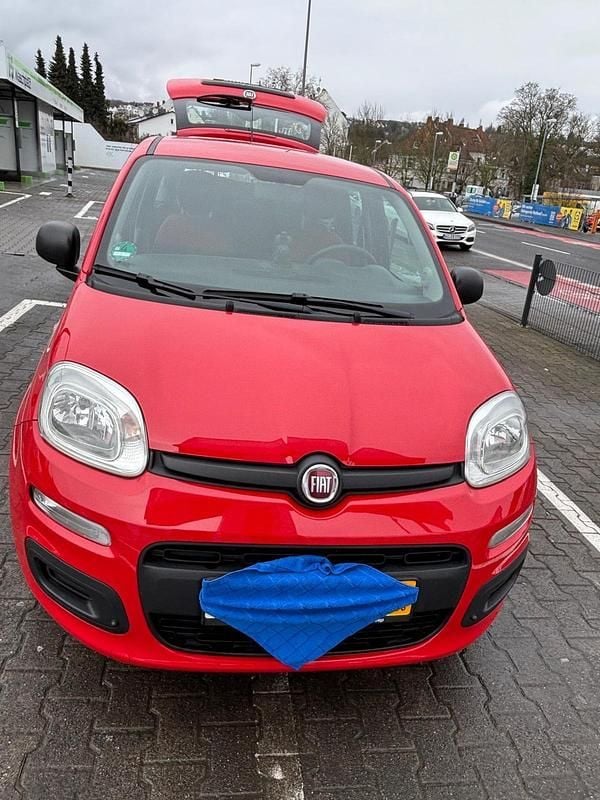 Gebraucht Fiat Panda 69 PS (50 kW) 2019 Rot Kleinwagen