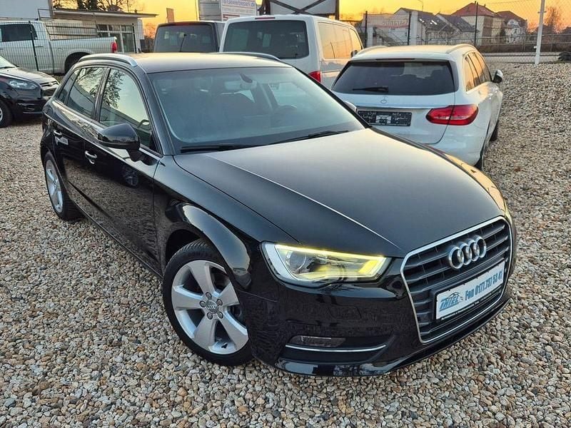 Gebraucht Audi A3 Ambition 125 PS (91 kW) 2015 Schwarz Limousine