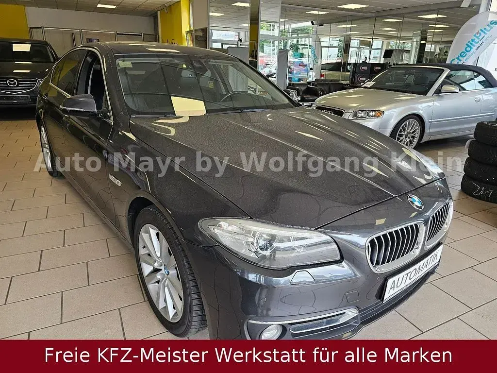Gebraucht BMW 525 Luxury Line 218 PS (160 kW) 2014 Grau Limousine