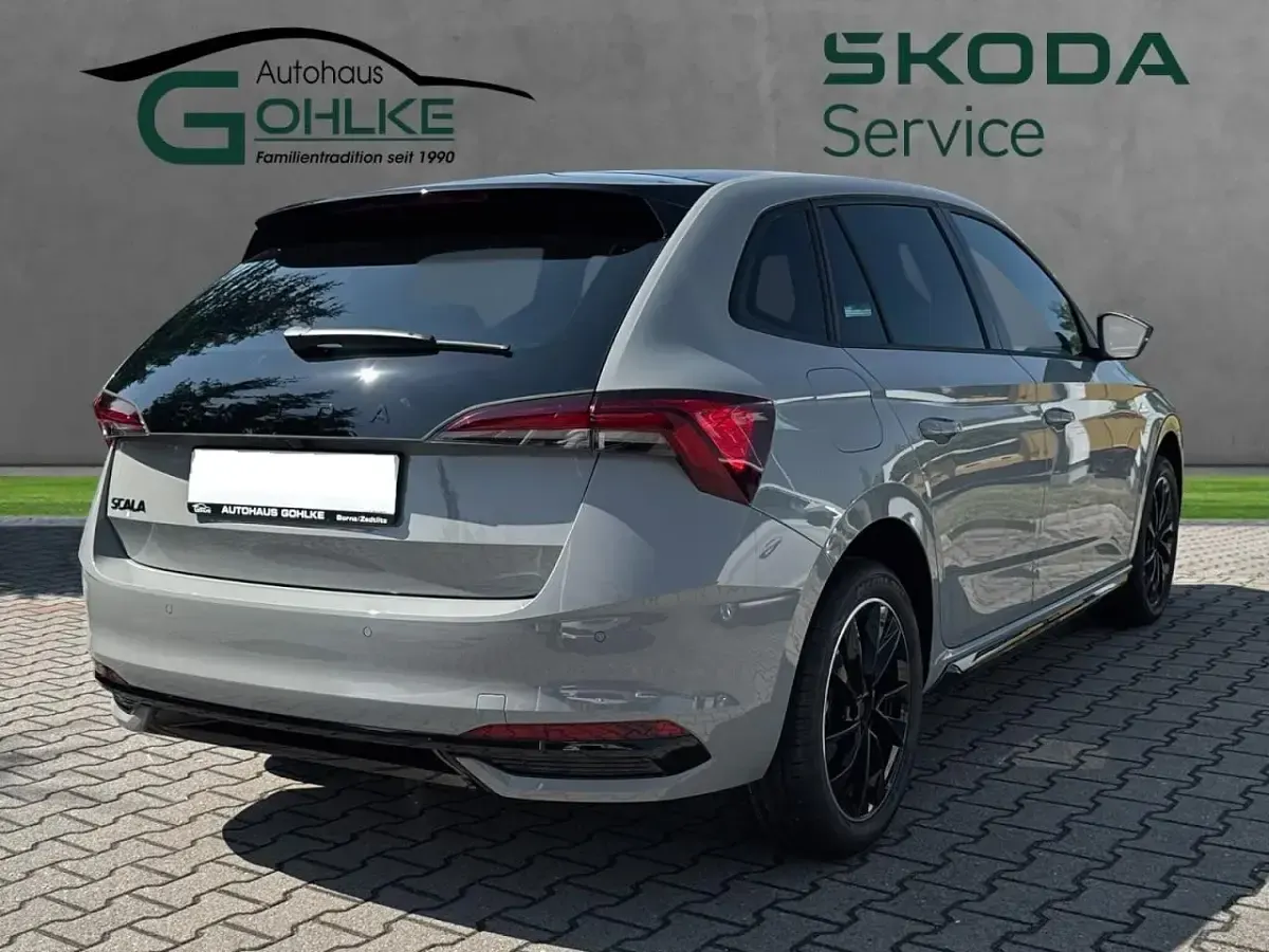 Neu Skoda Scala Monte Carlo 116 PS (85 kW) 2026 Stahlgrau Kleinwagen