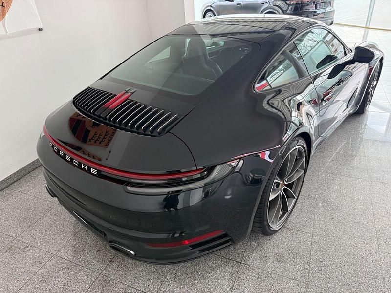 Gebraucht Porsche 992 450 PS (330 kW) 2024 Schwarz Coupé