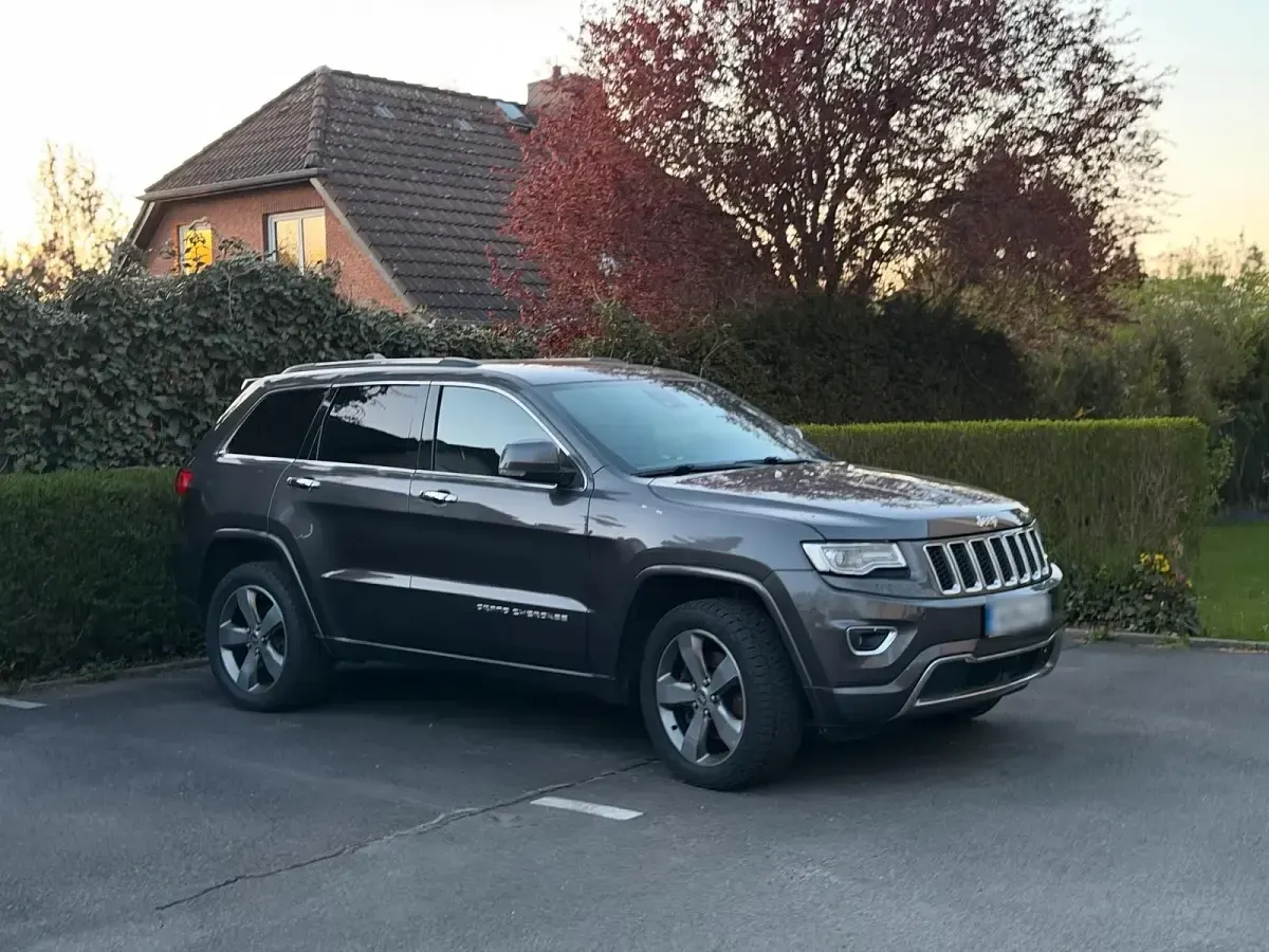 Gebraucht Jeep Grand Cherokee 250 PS (183 kW) 2016 Grau SUV