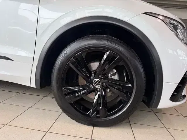 Gebraucht VW Tiguan Style 150 PS (110 kW) 2023 Weiß SUV