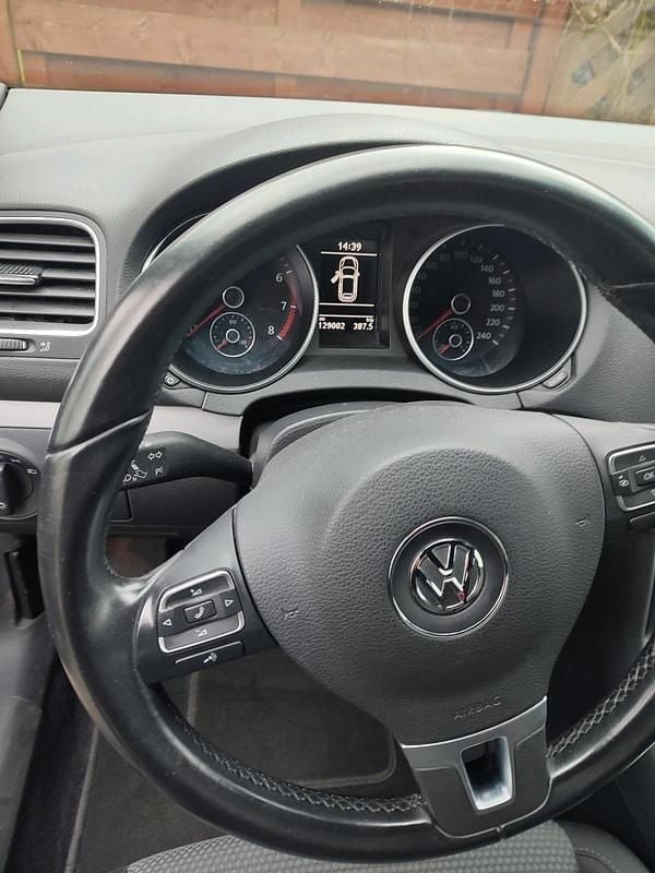 Gebraucht VW Golf Cabriolet 122 PS (89 kW) 2013 Schwarz Cabrio